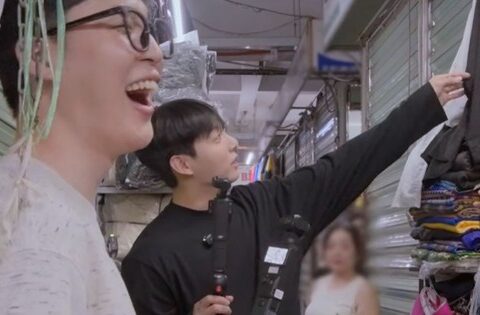 Đại sứ toàn cầu của Dior và Chanel mặc cả ở chợ Đà Nẵng, cũng phải xuống nước nũng nịu như ai