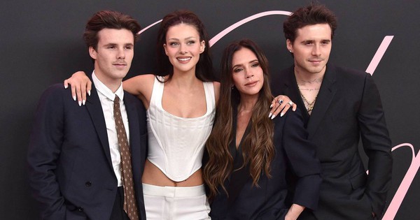 Gắt: Cậu ba nhà Beckham bảo vệ bố mẹ giữa lúc bị con cả “block”, xé toạc tình anh em đang cực căng thẳng