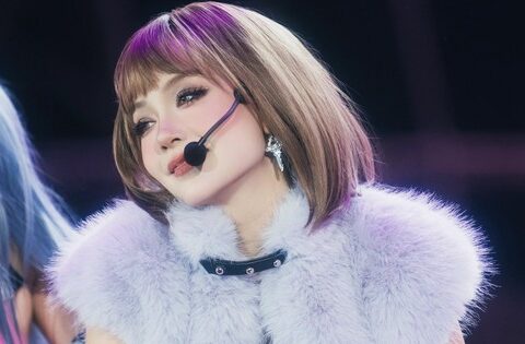 Minh Hằng được truyền thông xứ Trung khen đẹp như nữ thần