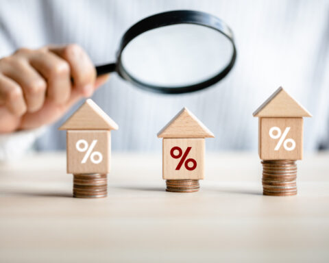 So Sánh Các Sản Phẩm Tiết Kiệm Tại Ngân Hàng: Lãi Suất, Thời Hạn và Lợi Ích