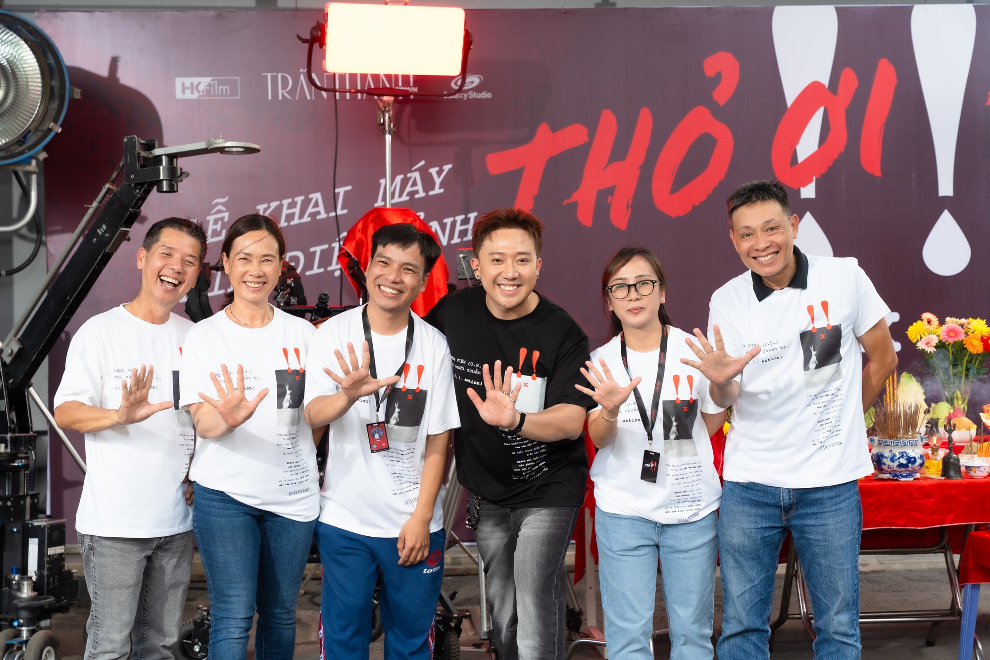 Ai là người hại Trấn Thành?- Ảnh 6. Ai là người hại Trấn Thành?- Ảnh 6.