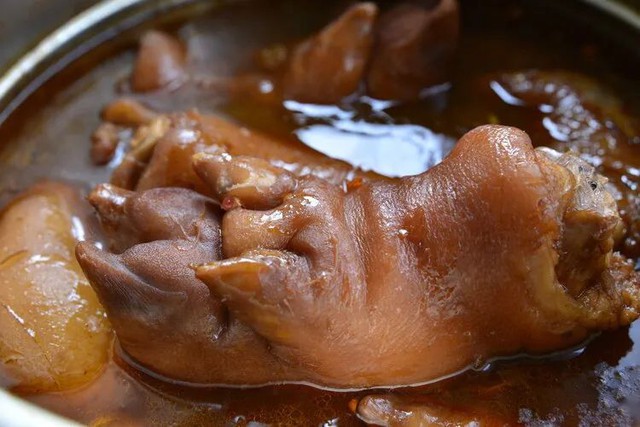 Ngày càng nhiều người bị nhồi máu não, bác sĩ nghẹ ngào: Ăn ít 4 món ngon Ngày càng nhiều người bị nhồi máu não, bác sĩ nghẹ ngào: Ăn ít 4 món ngon