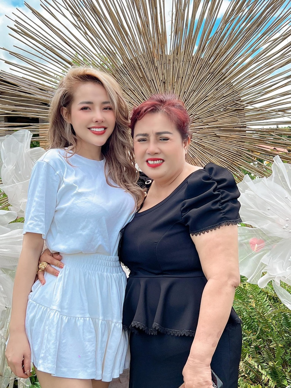 Thông tin về Ngân 98 sau khi bị bắt- Ảnh 1. Thông tin về Ngân 98 sau khi bị bắt- Ảnh 1.