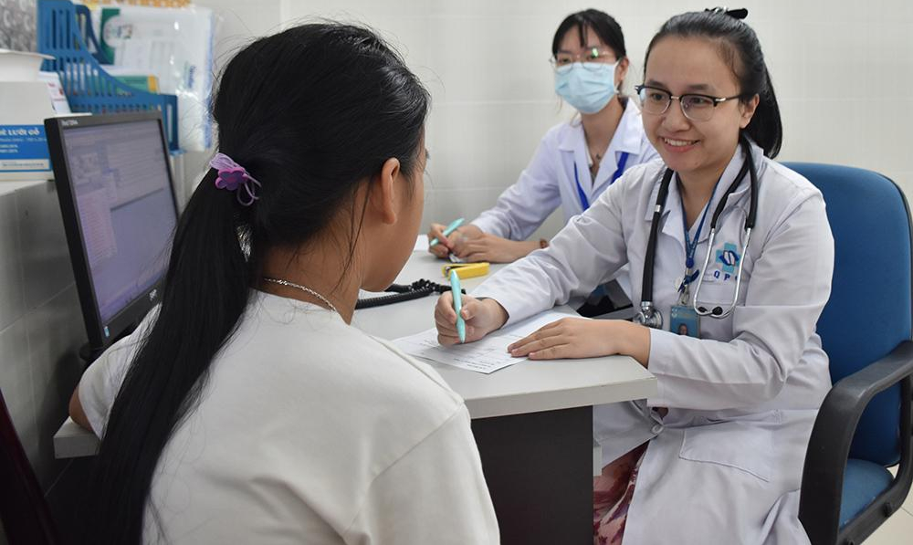 Cách bổ sung dinh dưỡng cho trẻ giai đoạn tiền dậy thì và dậy thì cha mẹ cần biết- Ảnh 1.