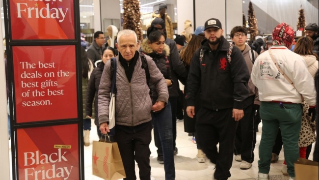 Người Mỹ thắt chặt chi tiêu mùa Black Friday giữa lạm phát và áp lực kinh tế