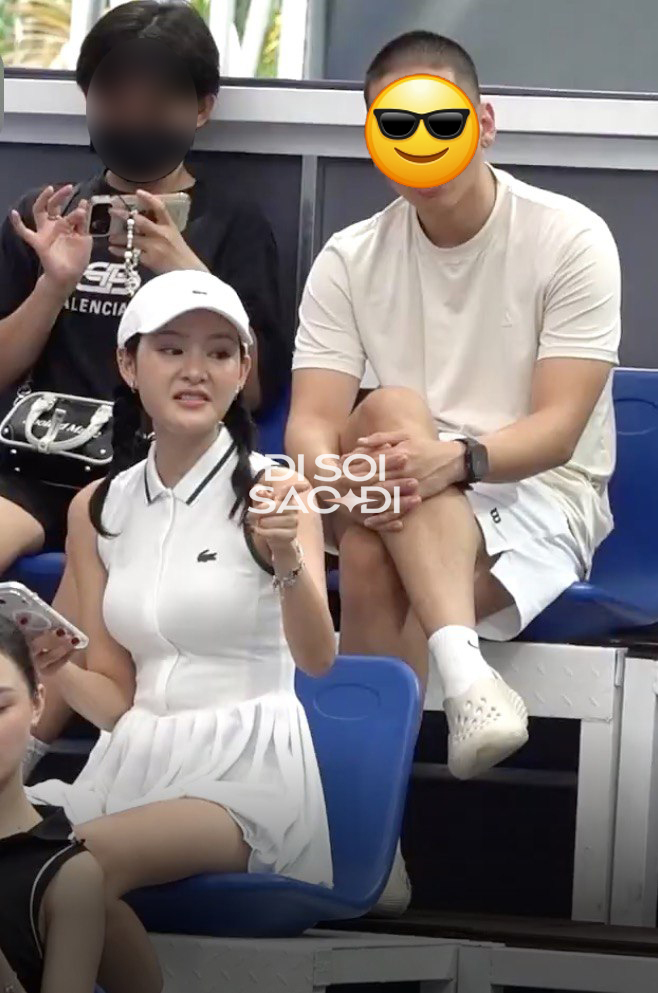 Độc quyền: Bắt gặp Hiền Hồ xuất hiện “như hình với bóng” với trai lạ trên sân Pickleball- Ảnh 1. Độc quyền: Bắt gặp Hiền Hồ xuất hiện “như hình với bóng” với trai lạ trên sân Pickleball- Ảnh 1.