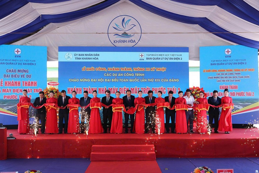 EVN khởi công, khánh thành đồng loạt các dự án, công trình điện chào mừng Đại hội XIV của Đảng EVN khởi công, khánh thành đồng loạt các dự án, công trình điện chào mừng Đại hội XIV của Đảng