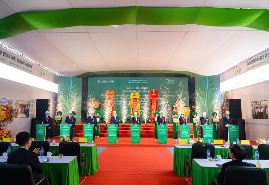 Từ đầu tư chiều sâu đến hóa chất công nghệ cao: DAP - Vinachem mở hướng tham gia chuỗi giá trị bán dẫn Từ đầu tư chiều sâu đến hóa chất công nghệ cao: DAP - Vinachem mở hướng tham gia chuỗi giá trị bán dẫn