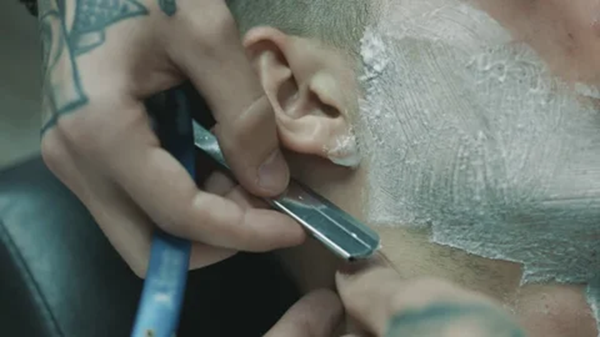 Nam sinh 18 tuổi vừa thi đại học xong phát hiện nhiễm HIV, bật khóc thú nhận: 