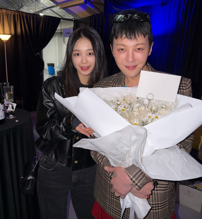 G-Dragon sánh đôi cùng tiểu thư tài phiệt sinh năm 2000- Ảnh 1.