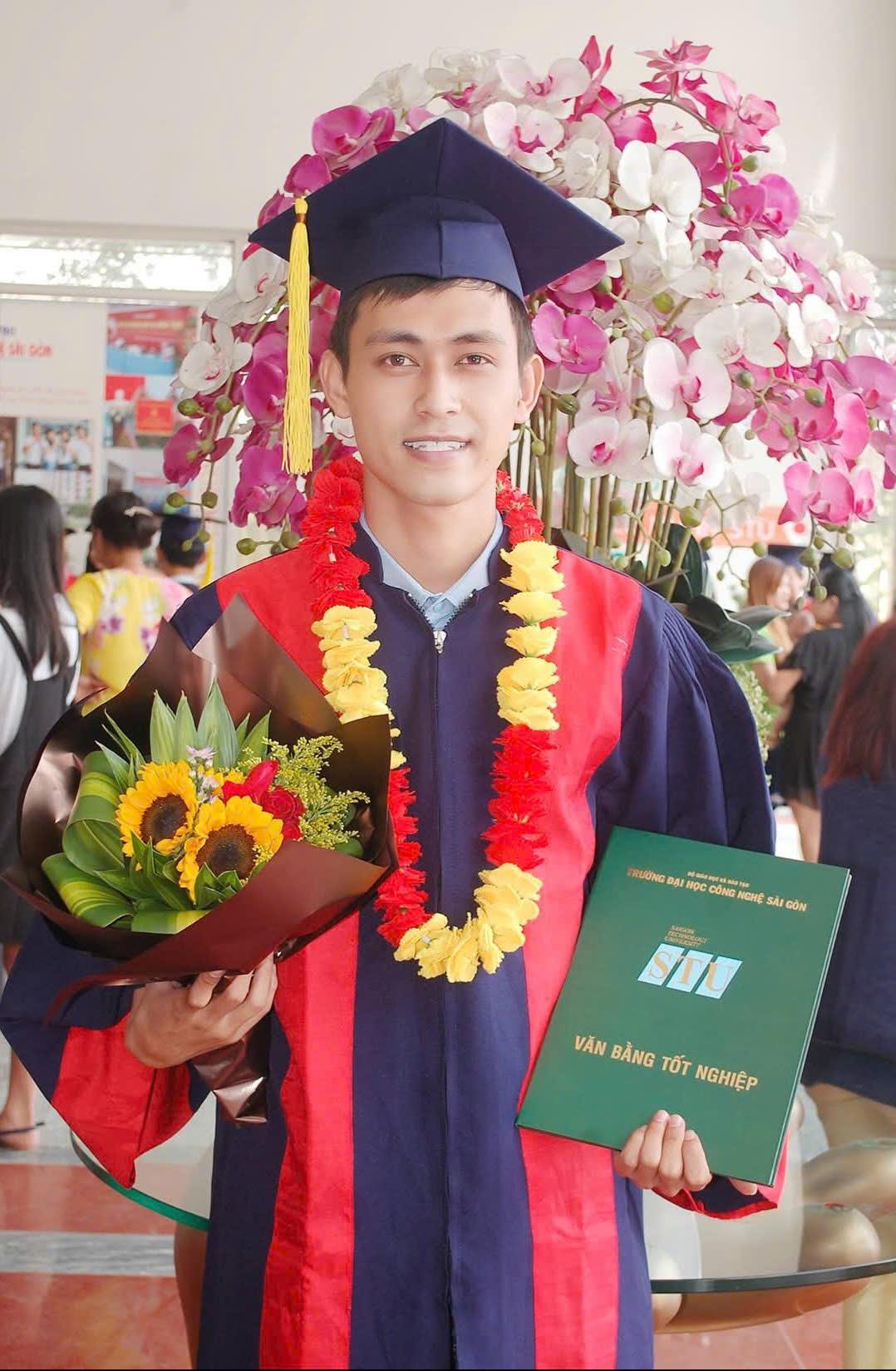 Từ cậu bé miền nắng gió đến người ghi lại dấu ấn trí tuệ Việt tại Siêu Trí Nhớ Thế Giới 2025- Ảnh 1. Từ cậu bé miền nắng gió đến người ghi lại dấu ấn trí tuệ Việt tại Siêu Trí Nhớ Thế Giới 2025- Ảnh 1.