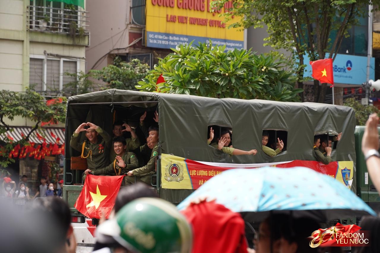 2025: Hai đại lễ, một nhịp tự hào!- Ảnh 37. 2025: Hai đại lễ, một nhịp tự hào!- Ảnh 37.