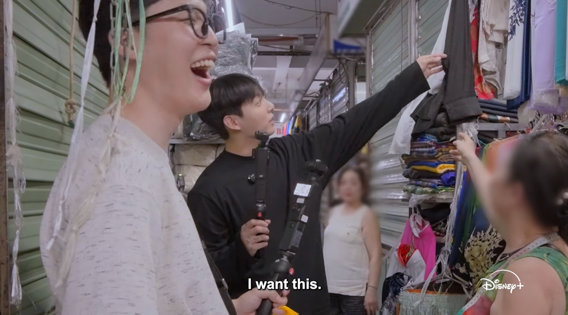 Đại sứ toàn cầu của Dior và Chanel mặc cả ở chợ Đà Nẵng, cũng phải xuống nước nũng nịu như ai- Ảnh 2.