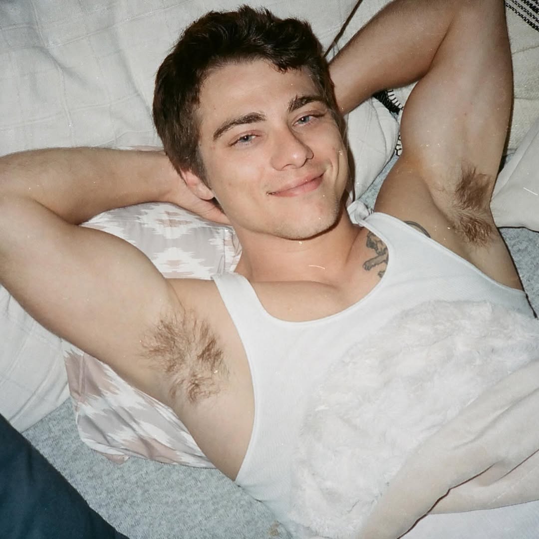 Bàng hoàng tin nam diễn viên điển trai vừa qua đời đột ngột vì tai nạn xe máy ở tuổi 31- Ảnh 2.