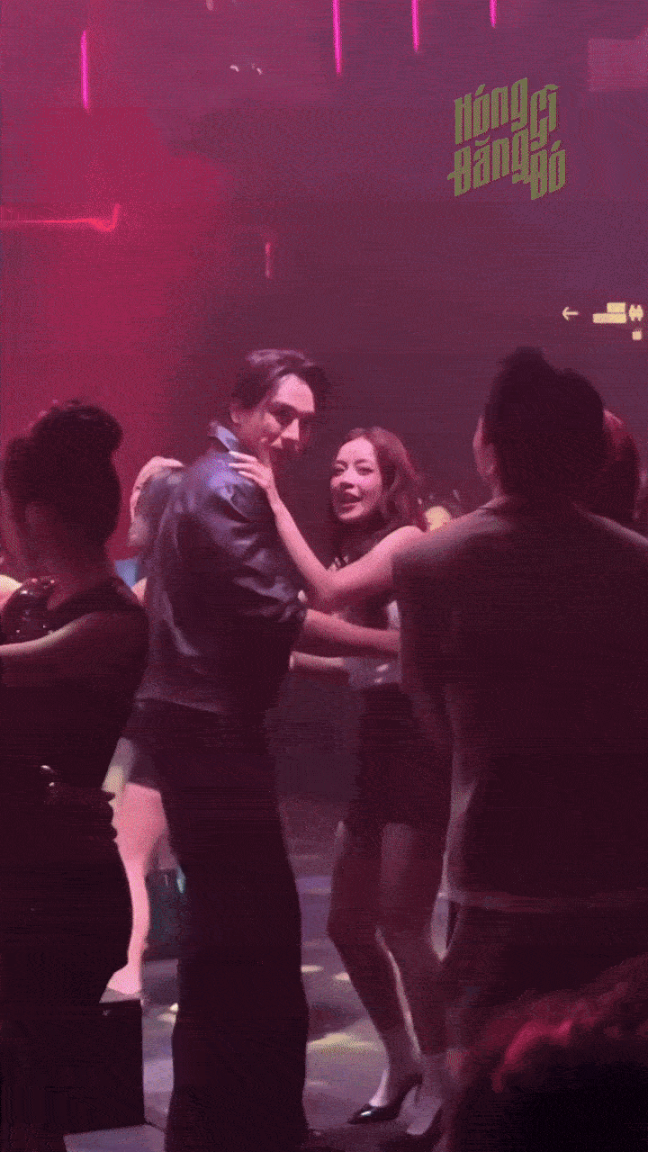 Sự kiện HOT nhất hôm nay: Châu Bùi gây náo loạn với trang phục táo bạo, Chi Pu tình tứ với 1 mỹ nam- Ảnh 7. Sự kiện HOT nhất hôm nay: Châu Bùi gây náo loạn với trang phục táo bạo, Chi Pu tình tứ với 1 mỹ nam- Ảnh 7.