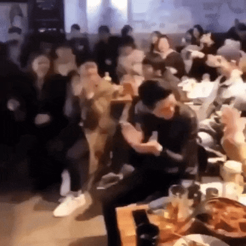 Hé lộ danh tính cặp đôi bị Dispatch khui vào ngày 1/1/2026, giống hệt Son Ye Jin - Hyun Bin ở 1 điểm- Ảnh 9. Hé lộ danh tính cặp đôi bị Dispatch khui vào ngày 1/1/2026, giống hệt Son Ye Jin - Hyun Bin ở 1 điểm- Ảnh 9.