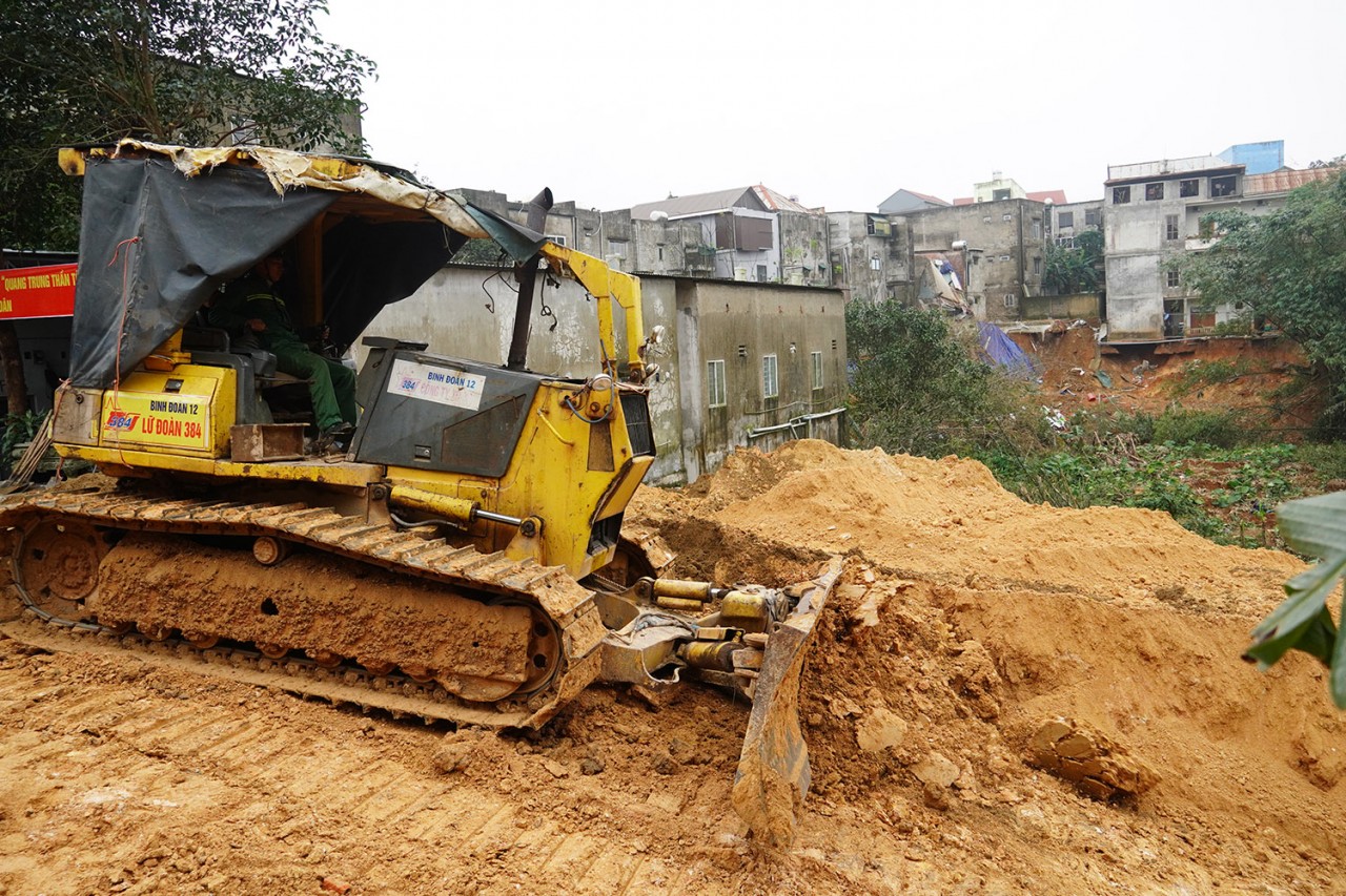 Dự án được triển khai tích cực khẩn trương, nhằm sớm ổn định cuộc sống cho người dân. Ảnh: Nhật Trường Dự án được triển khai tích cực khẩn trương, nhằm sớm ổn định cuộc sống cho người dân. Ảnh: Nhật Trường