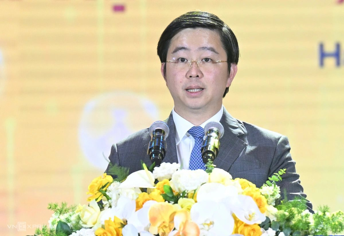 Cuộc cách mạng chưa từng có tiền lệ của việt nam - Ảnh 2.