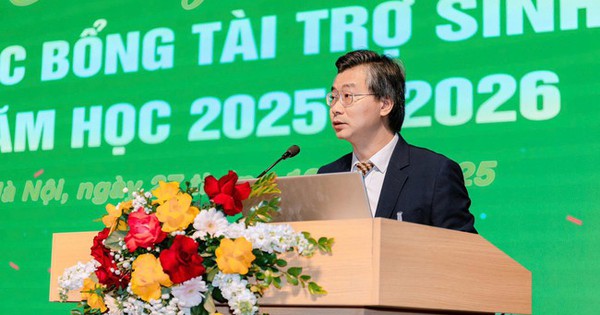 Trao khoảng 1,3 tỷ đồng học bổng cho gần 300 sinh viên Học viện Nông nghiệp Việt Nam