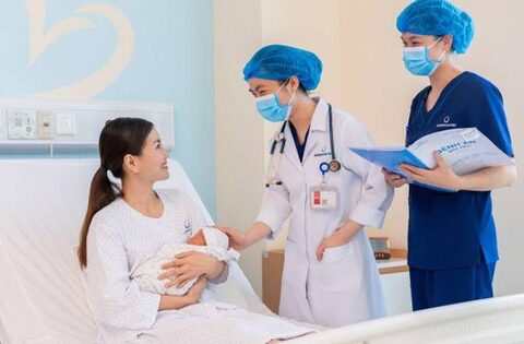 Tần số tim trẻ sơ sinh bao nhiêu là bình thường? Chuyên gia sơ sinh giải đáp