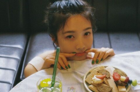 Sáng nào cũng làm 5 điều này, đừng hỏi sao nếp nhăn và vết chân chim “xâm chiếm” làn da dù chỉ mới đôi mươi