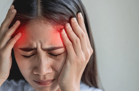 Dấu hiệu nhận biết chị em đang ‘bốc hỏa’