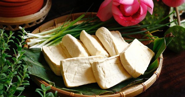 Đậu phụ – “kho canxi” rẻ tiền gấp 10 lần thịt bò: Ăn đều mùa đông giúp ruột khỏe, xương chắc, cholesterol giảm