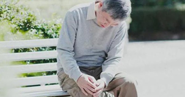 Cụ ông 72 tuổi sống một mình nhiều năm vẫn mắc giang mai: BS chỉ ra “con đường lây bệnh” nhiều người Việt bỏ qua