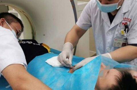 Cơn ho tưởng vô hại của cậu bé 15 tuổi và chẩn đoán khiến cả gia đình sụp đổ