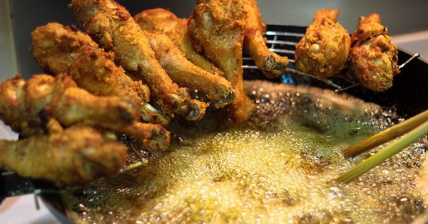 Bác sĩ chỉ ra 5 thói quen ăn uống nuôi “ung thư gan” của nhiều người trẻ