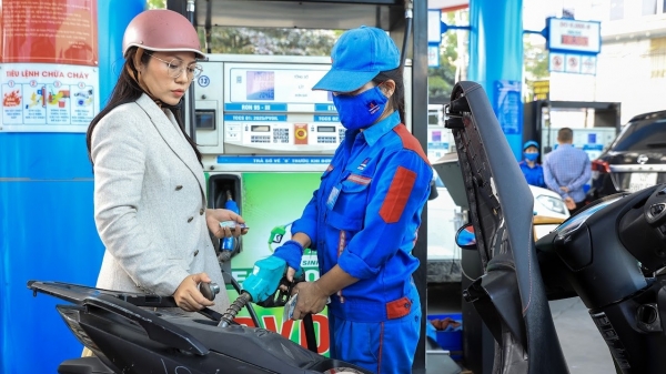 Từ 15h chiều 8/1, giá xăng giảm từ 205 – 357 đồng/lít