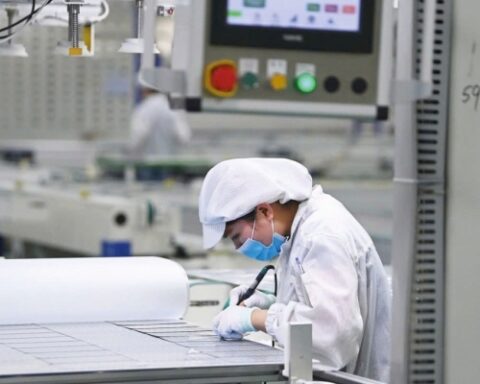 Dòng vốn đầu tư bứt phá, niềm tin vào phục hồi kinh tế được củng cố