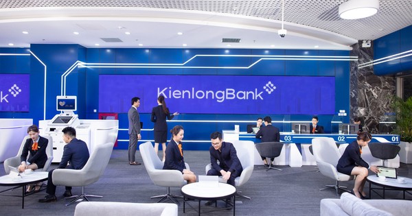 KienlongBank báo lãi ròng gần 1.900 tỷ đồng năm 2025, cổ phiếu KLB “bùng nổ” trong phiên chào sàn HoSE