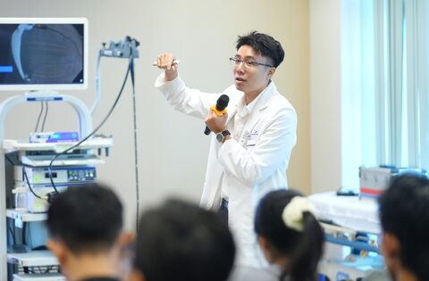 Đi khám vì táo bón, tiêu chảy, bệnh nhân TP.HCM phát hiện 11 polyp tiêu hoá: Bác sĩ cảnh báo dấu hiệu ung thư sớm