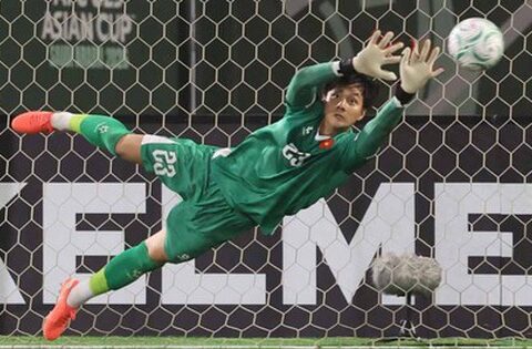 Lộ bí mật: Hotboy Cao Văn Bình được “nhắc bài” để cản phá xuất thần trước U23 Hàn Quốc ở U23 châu Á