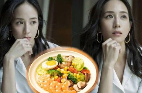 Phụ nữ sau 40 muốn trông trẻ hơn: Ăn đúng 5 thực phẩm này, làn da được “nuôi” từ trong ra ngoài