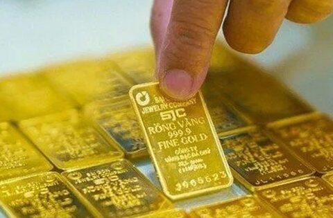 Mỗi lượng vàng giảm gần 18 triệu đồng chỉ sau 2 ngày