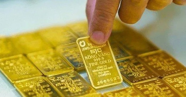 Mỗi lượng vàng giảm gần 18 triệu đồng chỉ sau 2 ngày