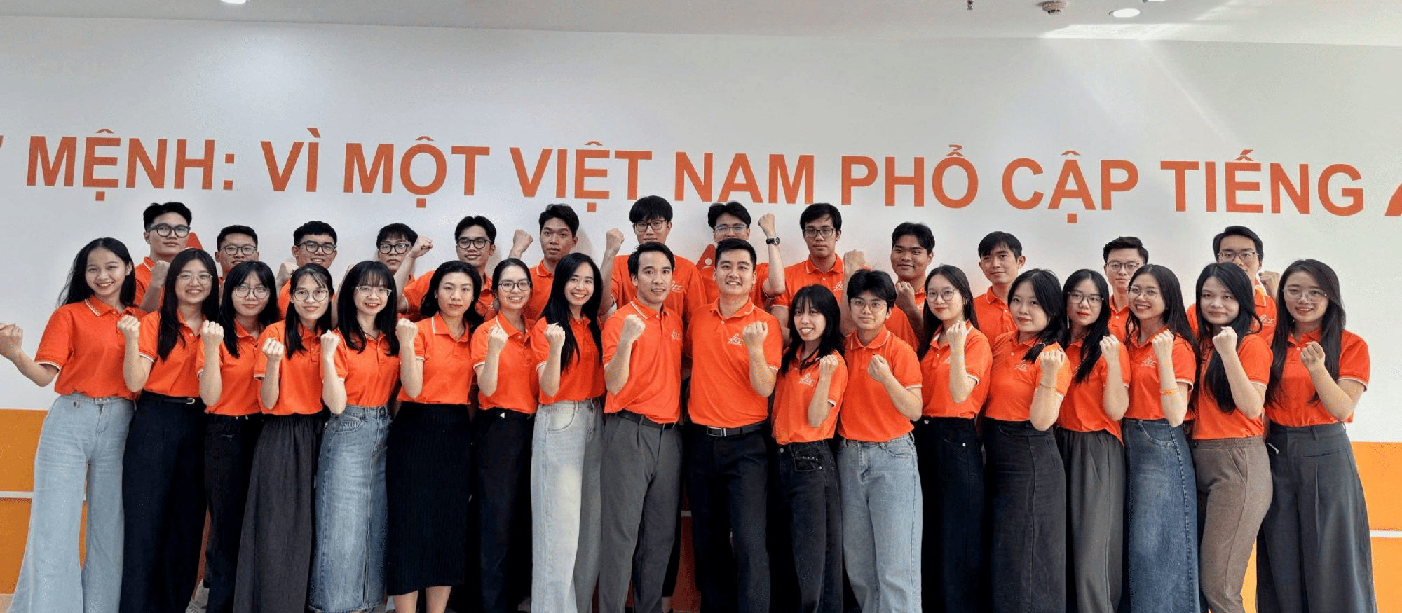 Anh ngữ SEC nhìn lại hành trình năm 2025 - Dấu ấn qua từng bước phát triển- Ảnh 1.