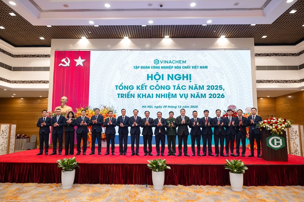 Vinachem xác lập nhiều kỷ lục lịch sử, sẵn sàng vai trò nòng cốt dẫn dắt ngành hóa chất Vinachem xác lập nhiều kỷ lục lịch sử, sẵn sàng vai trò nòng cốt dẫn dắt ngành hóa chất