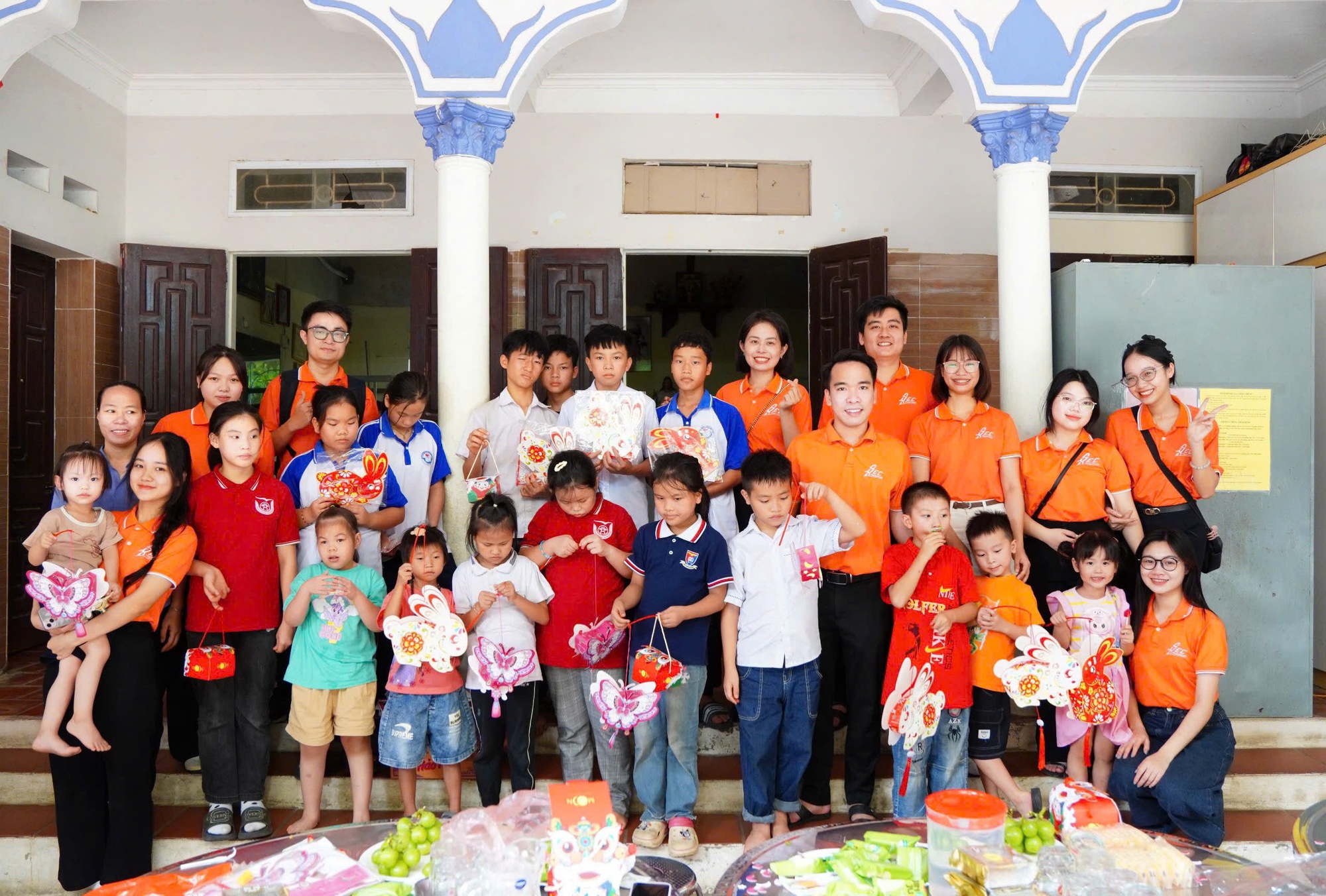 Anh ngữ SEC nhìn lại hành trình năm 2025 - Dấu ấn qua từng bước phát triển- Ảnh 3.