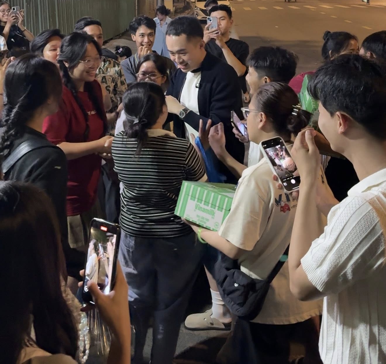 Lê Tuấn Khang, Ninh Dương Story và top những gương mặt nổi bật “Dám Mở Lối Riêng” tại WeChoice Awards 2024 giờ ra sao?- Ảnh 11. Lê Tuấn Khang, Ninh Dương Story và top những gương mặt nổi bật “Dám Mở Lối Riêng” tại WeChoice Awards 2024 giờ ra sao?- Ảnh 11.