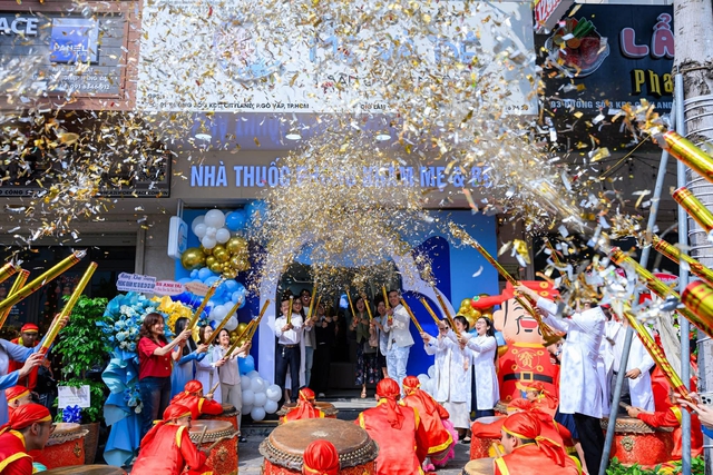 Vị tiến sĩ 3 năm xây liên tiếp 3 phòng khám, đưa IVF giá rẻ đến gần hơn với người lao động thấp- Ảnh 1. Vị tiến sĩ 3 năm xây liên tiếp 3 phòng khám, đưa IVF giá rẻ đến gần hơn với người lao động thấp- Ảnh 1.