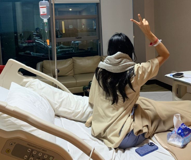 Lần đầu ốm nặng khi du lịch một mình ở trời Tây, tôi nhận ra mình như 