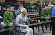 Cựu Tổng giám đốc VICEM khai không quan tâm tiền 'biếu' vì thu nhập cán bộ cả trăm triệu mỗi tháng