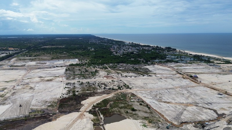 Công tác GPMB cho giai đoạn 2-3 của dự án Khu bến cảng Mỹ Thuỷ đang được triển khai song song. Ảnh: Ngọc Tân