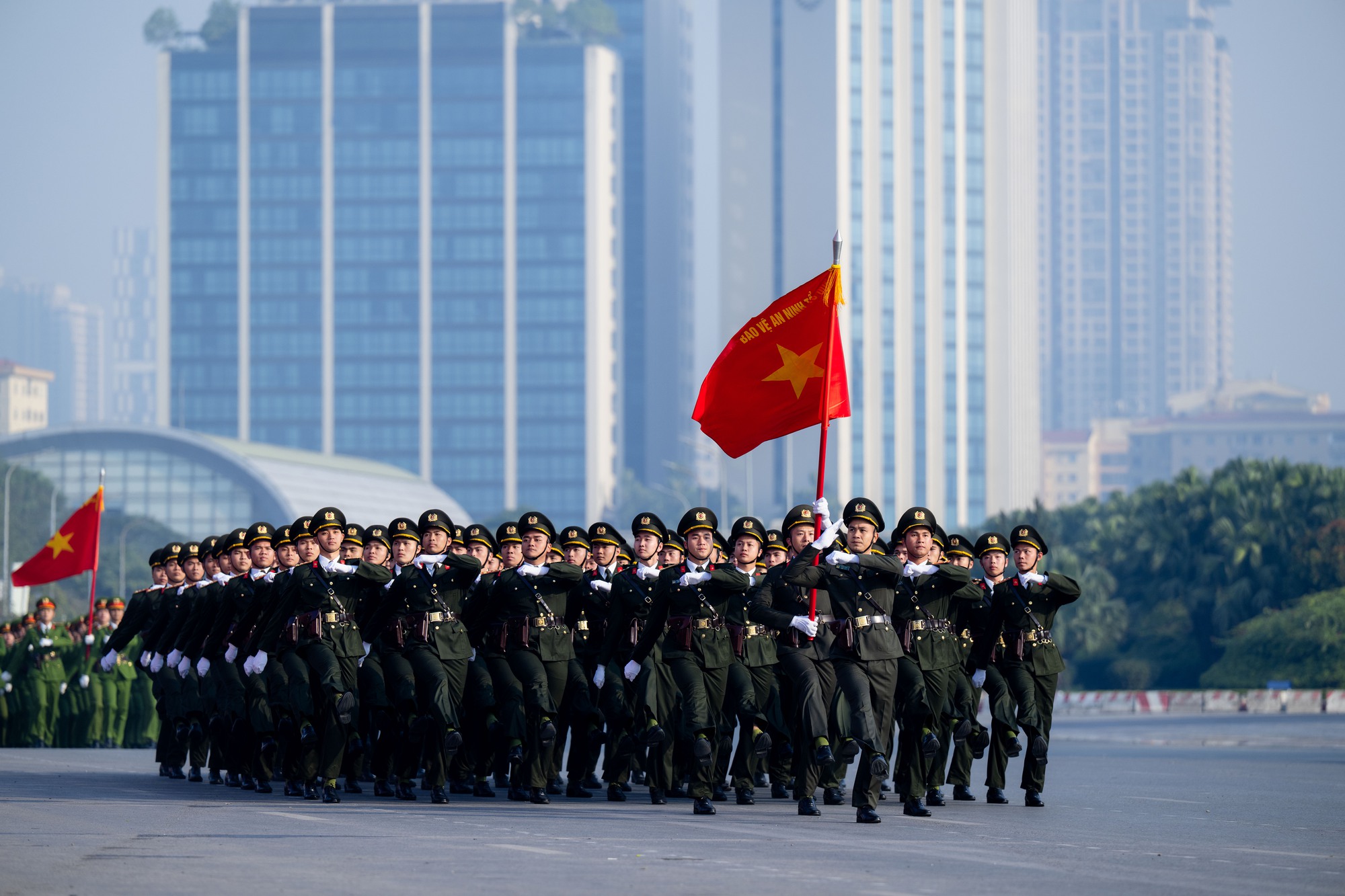 Toàn cảnh Lễ xuất quân và màn diễn tập hoành tráng bảo vệ an ninh Đại hội XIV tại Mỹ Đình- Ảnh 2.