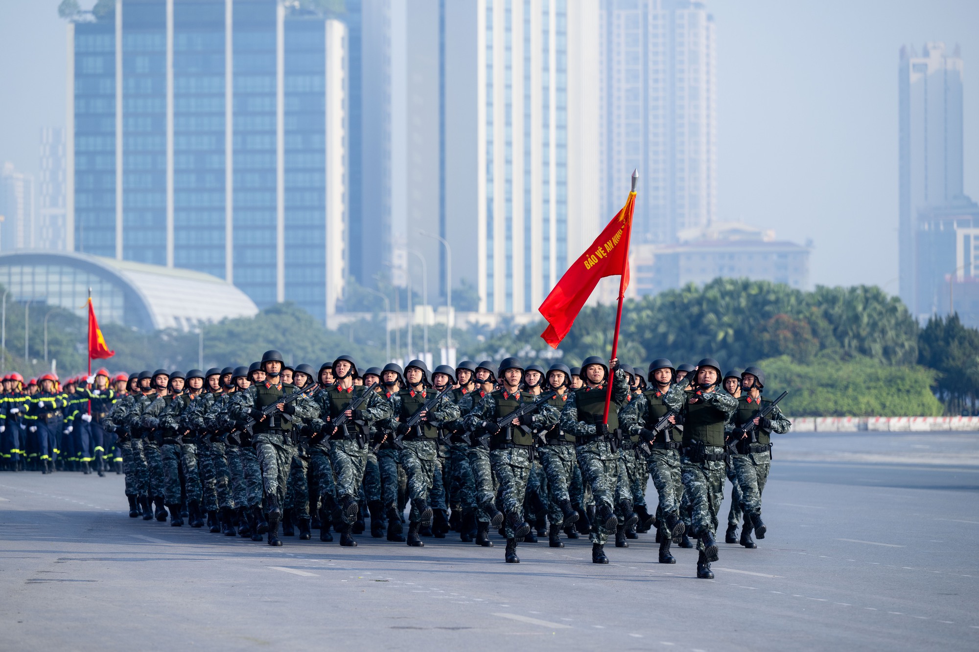 Toàn cảnh Lễ xuất quân và màn diễn tập hoành tráng bảo vệ an ninh Đại hội XIV tại Mỹ Đình- Ảnh 4.