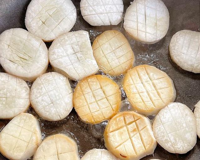 Loại rau mùa đông nhất định phải ăn: 1 miếng thôi đã chứa 18 loại axit amin, giúp bổ tỳ vị, tăng cường miễn dịch- Ảnh 2.