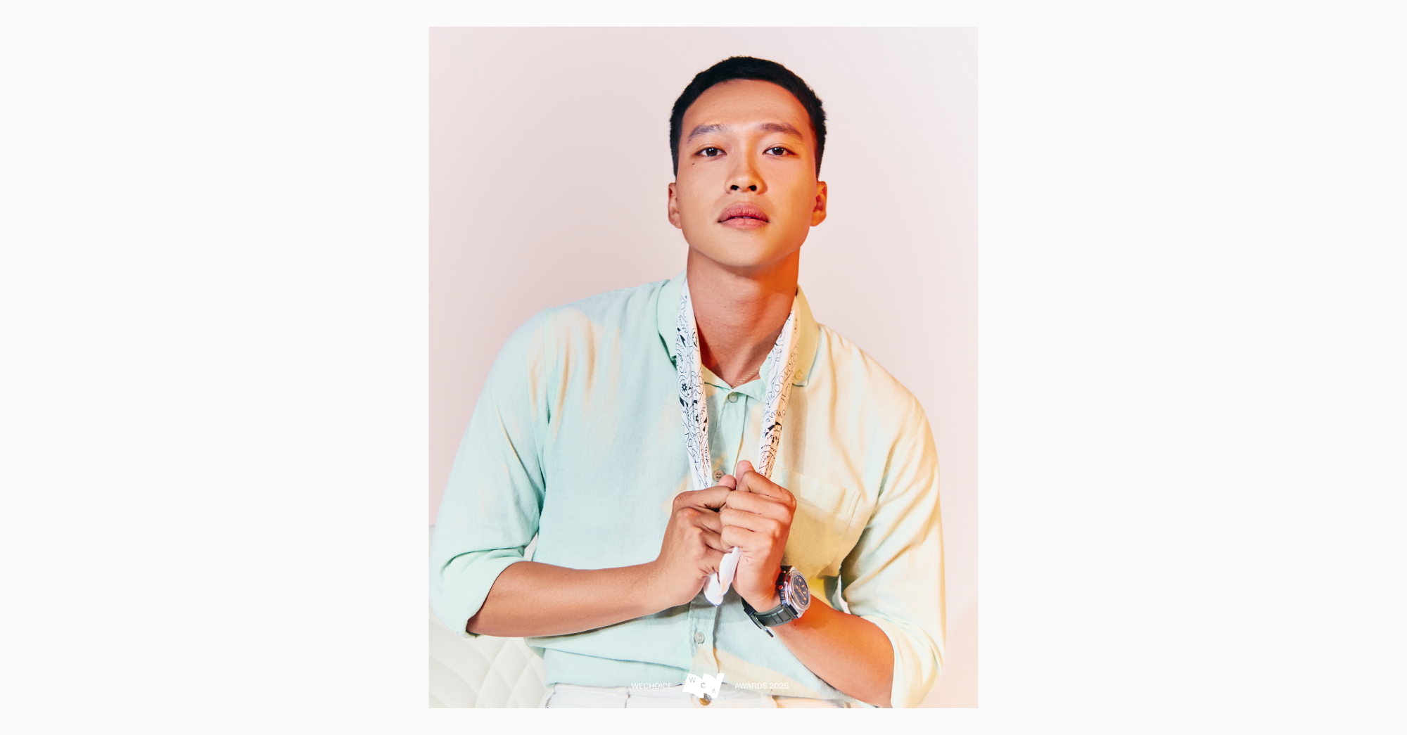 Mưa Đỏ giống như một chiến dịch - nơi mỗi cảnh quay là một nhiệm vụ, mỗi quyết định đều mang ý nghĩa tri ân- Ảnh 17.